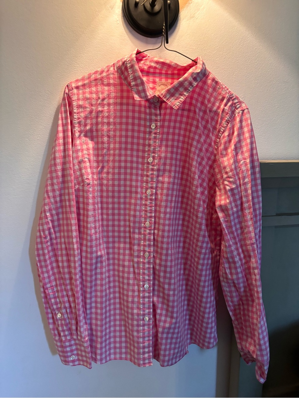 Women’s Pink Gingham Button-Up Shirt